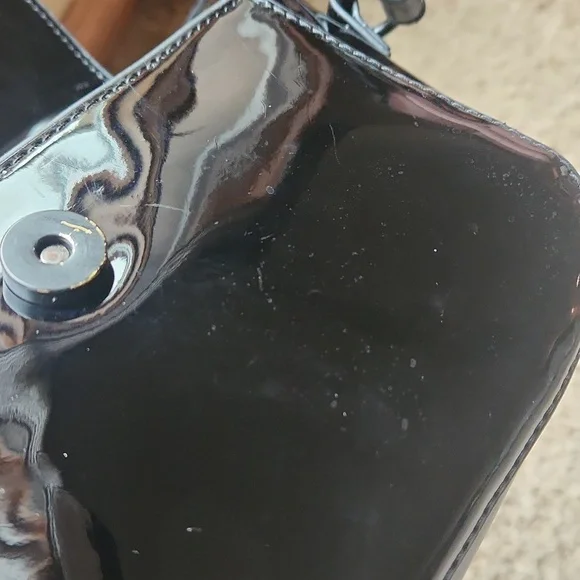 Betsy Johnson Black Crossbody Bag - Picture 11 of 16